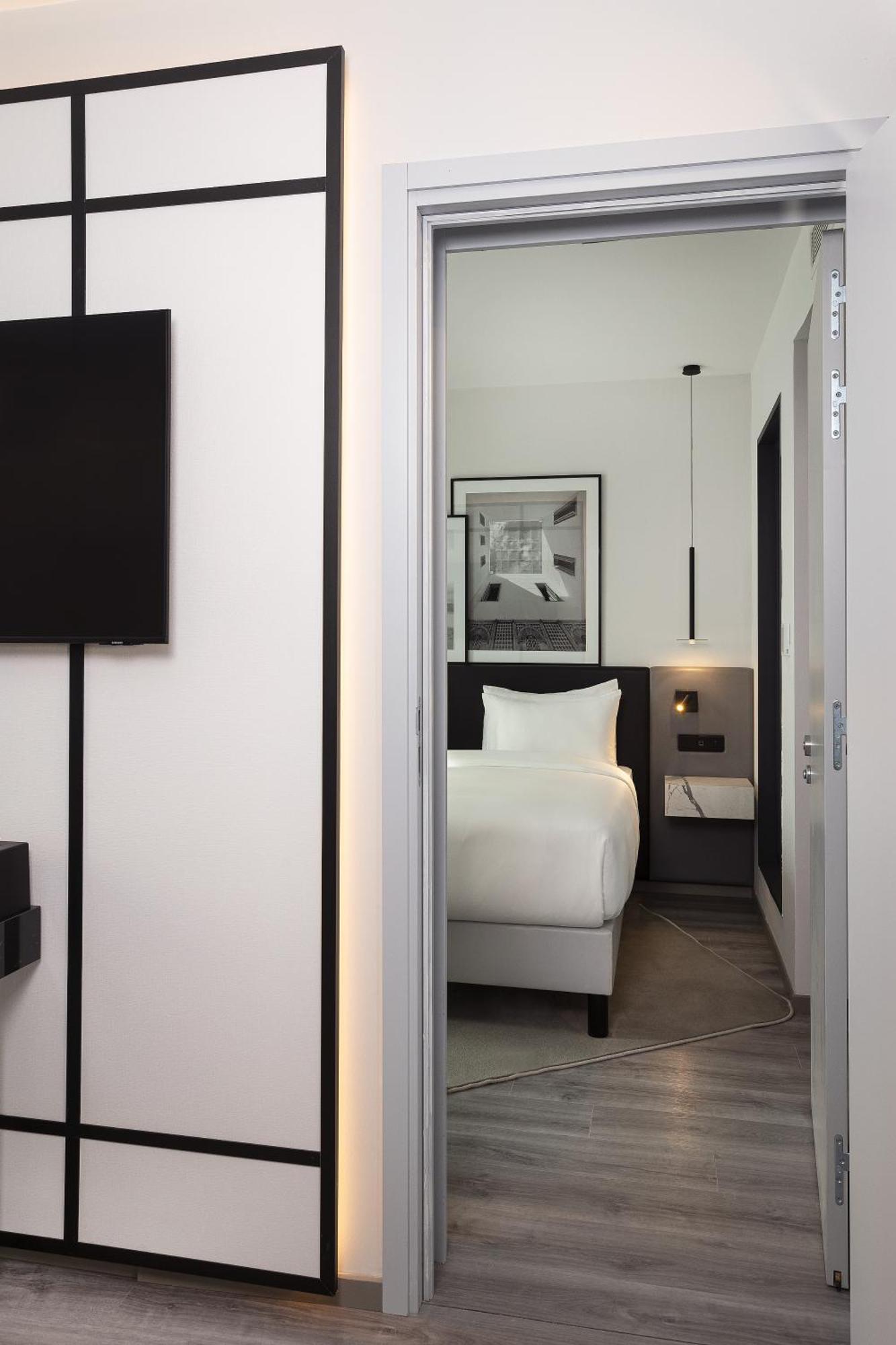 Radisson Hotel Tunis, City Center Экстерьер фото